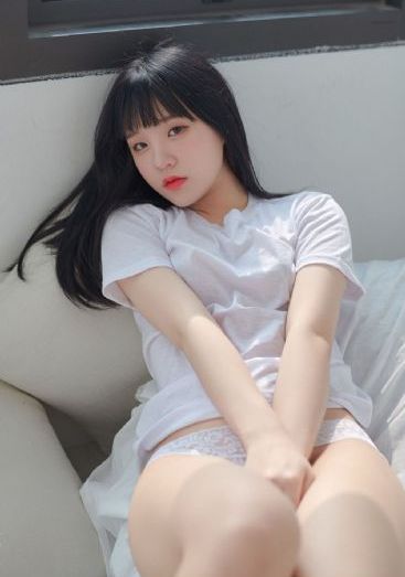 不戴奶罩的邻居hd中文