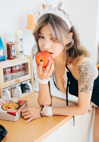 应招女郎