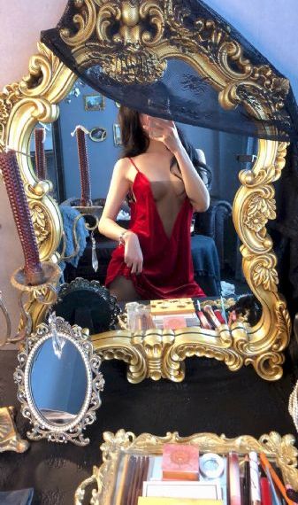我邻居的老婆在线