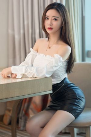 佳柔和院长公的第一次在线观看